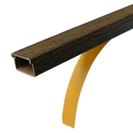 Chilipir Canal cablu cu adeziv stejar 20x10mm 2m/bara