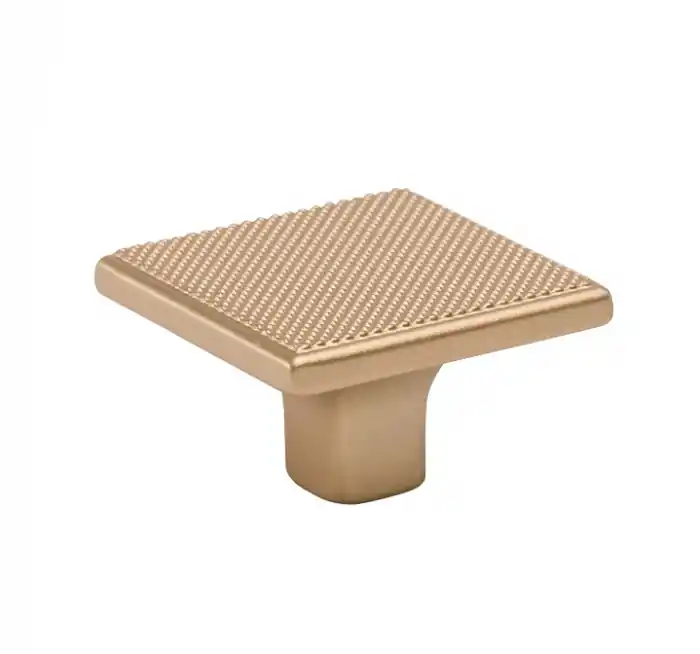 Buton patrat pentru mobila Carter, finisaj auriu mat, 35x35 mm Premium