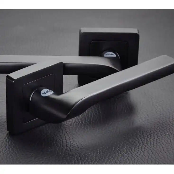 Yale Set maner negru siena rozeta cilindru incluse 35-ZR-8x8-A002-CE-56-61 Ofertă limitată